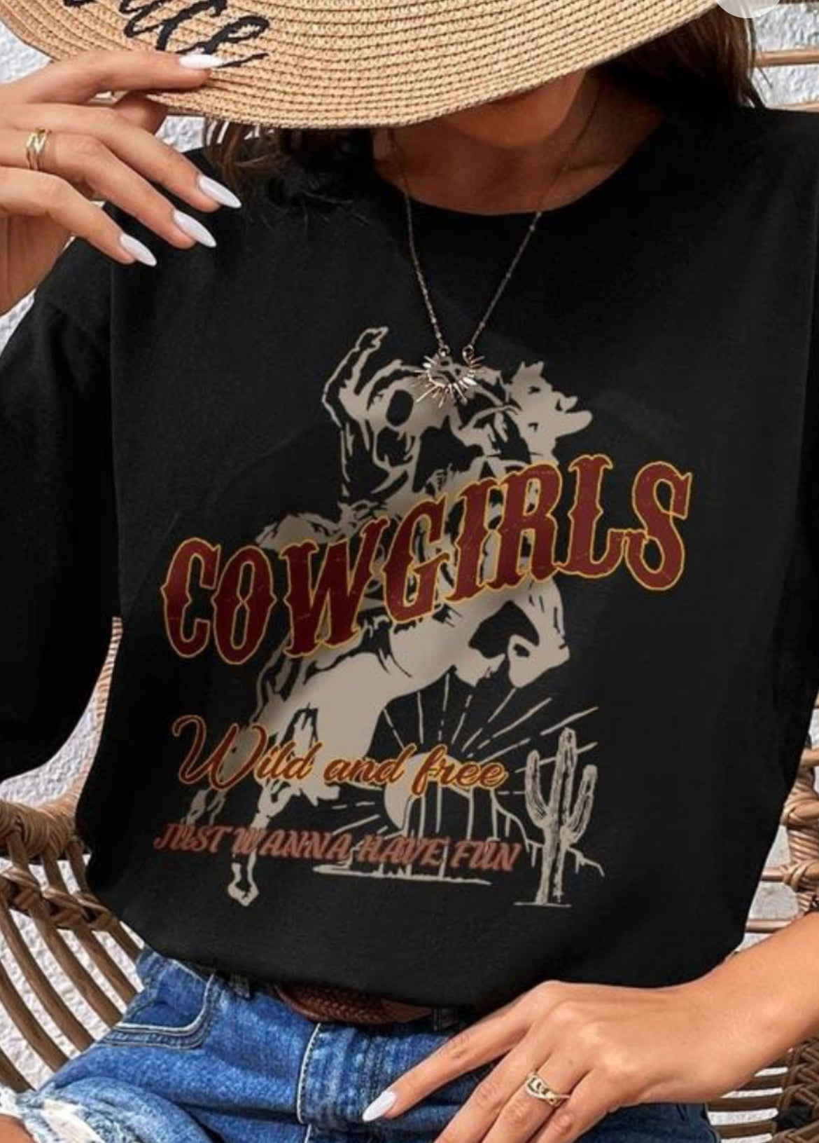 COWGIRLS T-shirt